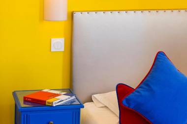 Hôtel Du Mont Dore Batignolles