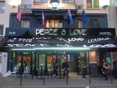 Peace & Love Hostel