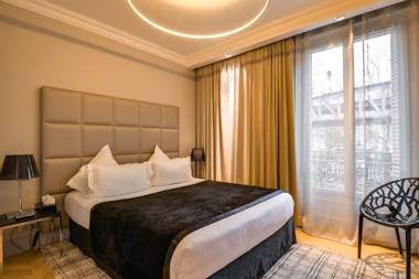 First Hotel Paris Tour Eiffel