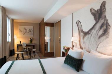 Hôtel Monna Lisa Champs Elysées