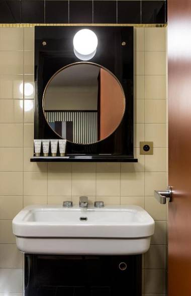 Hôtel du Rond-point des Champs-Élysées - Esprit de France