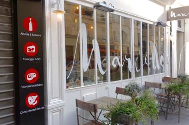 LOUVRE 5-min 2BR AC 5Refurb Parisian Charm 'Pad-à-Terre' est '99