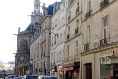 LOUVRE 5-min 2BR AC 5Refurb Parisian Charm 'Pad-à-Terre' est '99