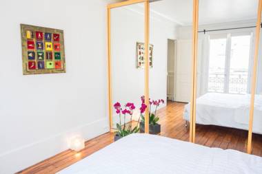 Luxury Apartment in Paris Center - Louvre Museum