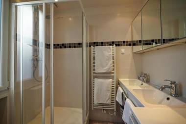 Chambre d hôte : Louvre Elegant Apt Suite