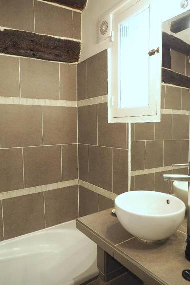 Louvre Parisian ChicSuites