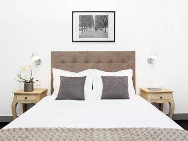 LivinParis - Luxury 3 Bedrooms Le Louvre I