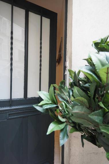 Saint Germain Elegant ChicSuites