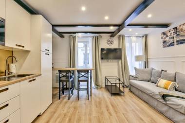 13 Luxury Flat eiffel design 2