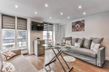 40-Flat Paris Eiffel