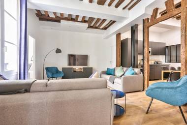 67 - Amazing Parisian Flat