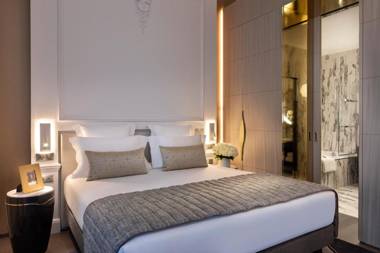 La Clef Champs-Élysées Paris by The Crest Collection