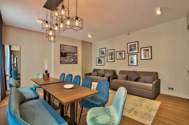 75 - Paris Assas Flat