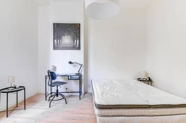 Nice & spacious apt in NATION