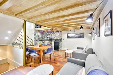 09 - Stylish Duplex Champs-Elysees