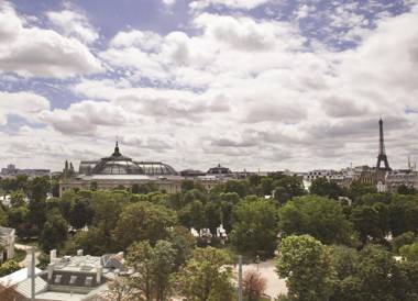 La Réserve Paris Hotel & Spa