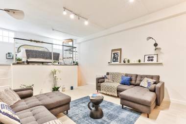 33 - Flat Av des Champs-Élysées