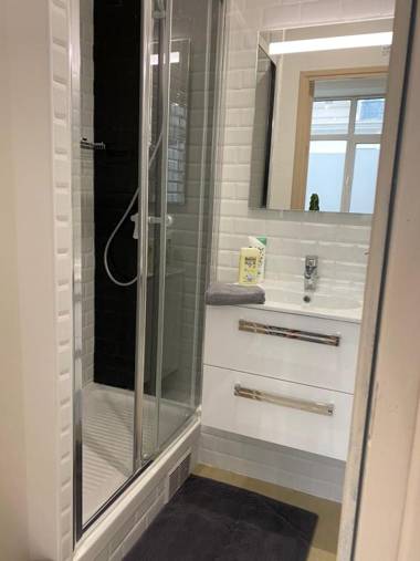 Large and unique souplex 60sqm well located