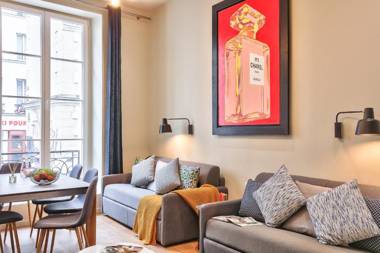 94 - Urban French Kiss Montorgueil