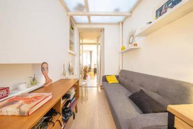 Pied-à-terre near Ménilmontant and Père Lachaise