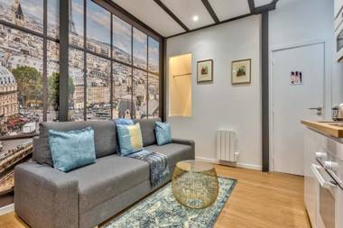 114 - Urban Saint Denis Couture