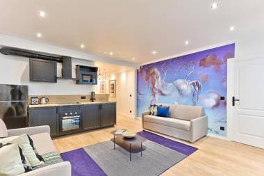 105 - Urban Haussmann Opera