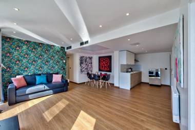 128 - Urban Art Rock Champs-Elysées