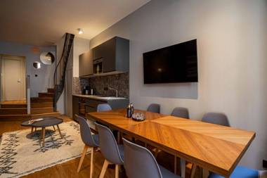 136 - Urban Beaumarchais Voltaire