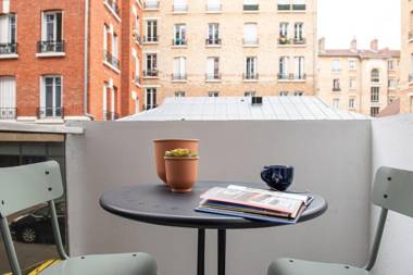 NEW - Appt Style le Corbusier avec Balcon - 8 pers