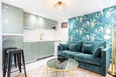 HolidaysInParis - Bonne Nouvelle