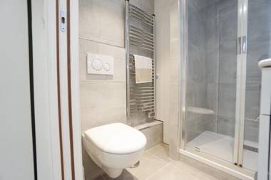 MODERN flat close to the EIFFEL TOWER