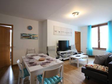 Appartement La Bourboule 3 pièces 5 personnes - FR-1-608-14