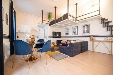 Luxury loft in Champs Elysées
