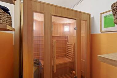 GuestReady - Stunning 3 Bed Apt wBalcony near Champs Elysées