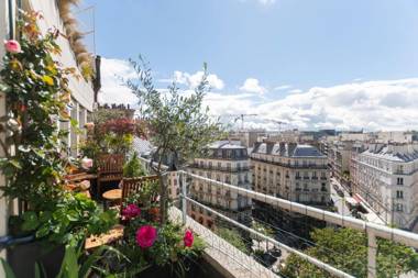 GuestReady - Stunning 3 Bed Apt wBalcony near Champs Elysées