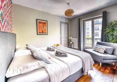 1626 - Lovely apartment at Arc de Triomphe