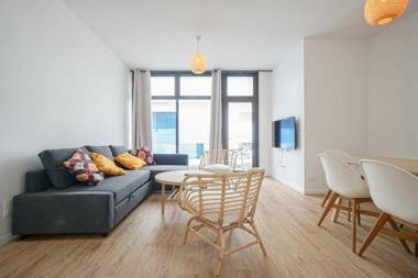 Spacious and bright appt in the heart of Paris