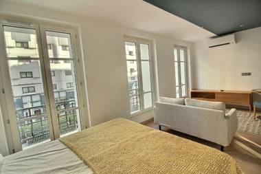 S18933 - Studio 2 personne à Paris