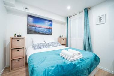 Beautiful studio in Paris 8th