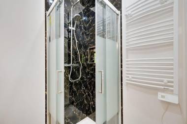 Charming & welcoming flat next to Tost beautiful places in Paris Museum of modern art Quai Branly Museum