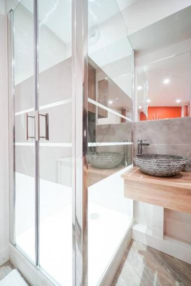 Colored studio in Paris city center