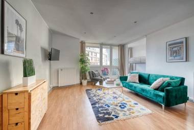 B 1615 - Family apartment with terrace 