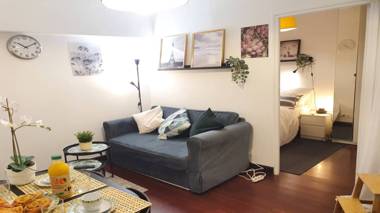 Beautiful Appartement Paris  Shopping  Eiffel by Servallgroup