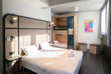 The People - Paris Marais