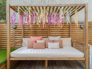 Rose Garden  Eiffel Tower