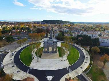 Campanile Orange A7/ A9