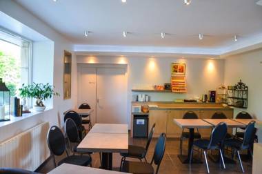 Aux Berges de l'Aveyron-Maison by Logis