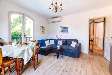 Comfortable Studio Nyons Private Garden Wellness