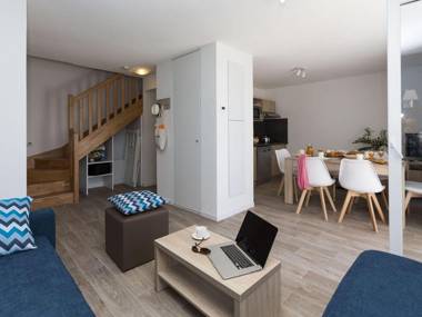 Beautiful house with dishwasher on a special peninsula