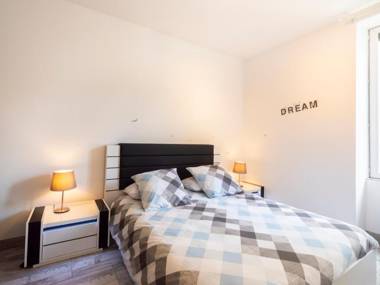 *DOLCE NIMES - T2 STANDING - CLIM *